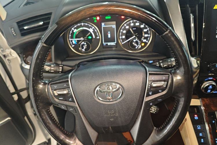 Used Toyota Alphard 2020 Dual-Engine 2.5L Luxury Edition
