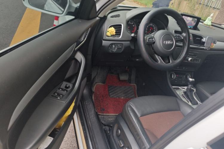 Used Audi Q3 2018 30th Anniversary Edition 30 TFSI Fashion Model Interior 3