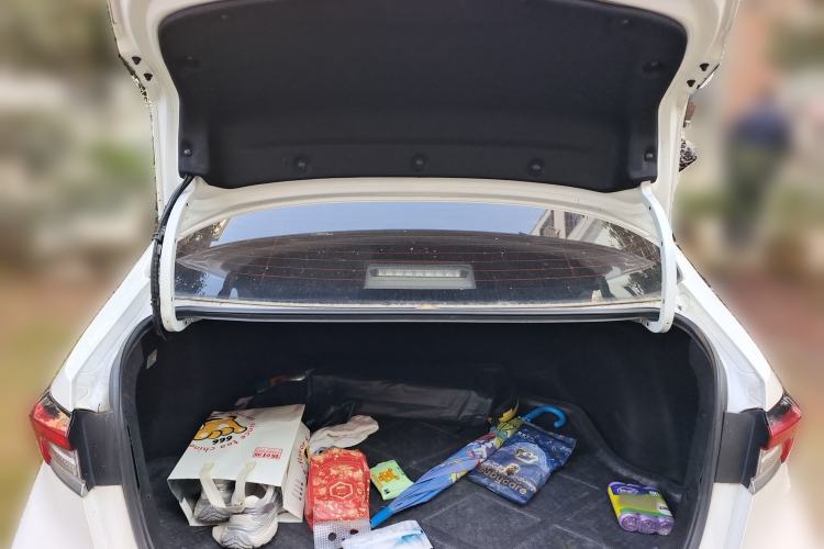 Used Toyota Corolla 2021 Dual-Motor 1.8L E-CVT Elite Edition
