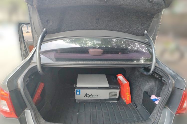 Used Volkswagen Bora 2012 1.6L Manual Fashion Edition