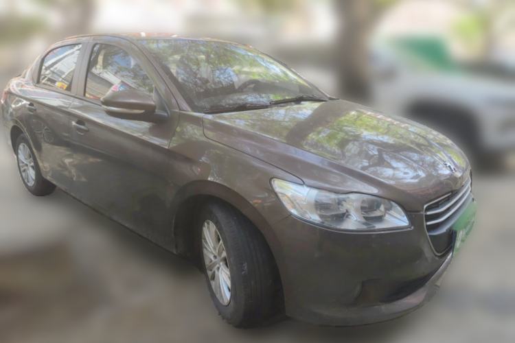 Used Peugeot 301 2014 1.6L Manual Comfort Edition Front Right 45 Deg