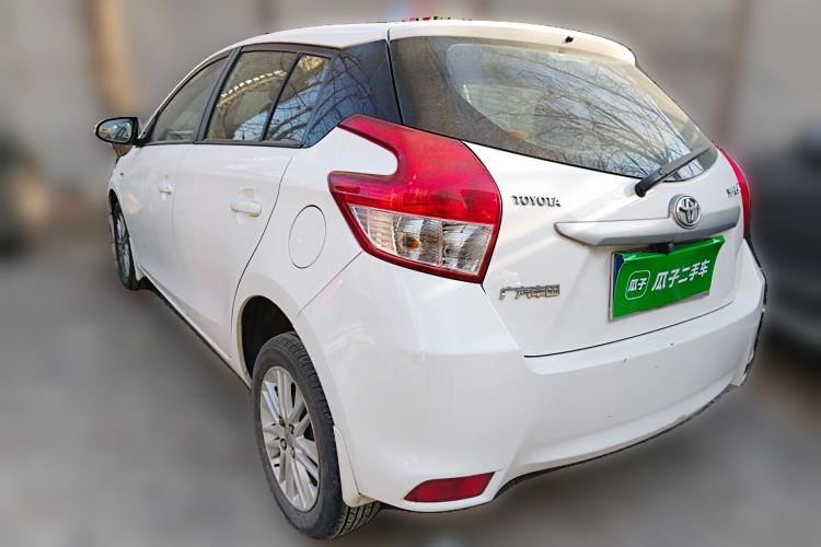 Used Toyota YARiS L Zhi Xuan 2015 1.5E Automatic Charm Edition

