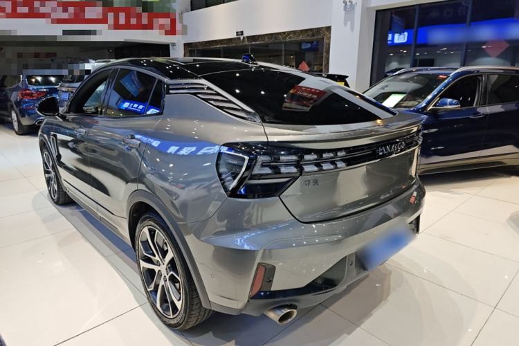 Used Lynk & Co 05 2022 2.0TD Four-Wheel Drive Dynamic Halo