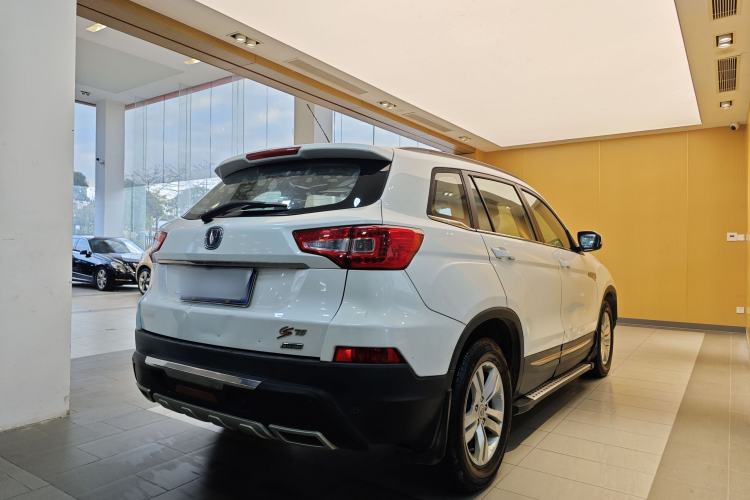Used Changan CS75 2014 2.0L Manual Luxury Version China V Standard
