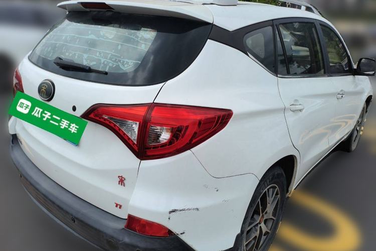Used BYD Song 2016 GaiShi Edition 1.5TI Manual Elite Model
