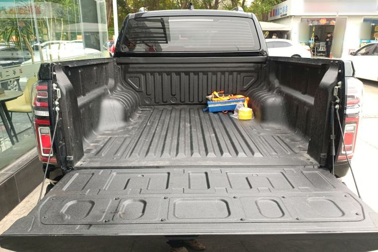 Used Great Wall Poer 2023 2.0T Passenger Version Automatic Gasoline Two-Wheel Drive Comfort Trim – GW4C20B
