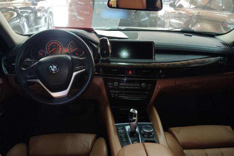 Used BMW X6 2015 xDrive28i

