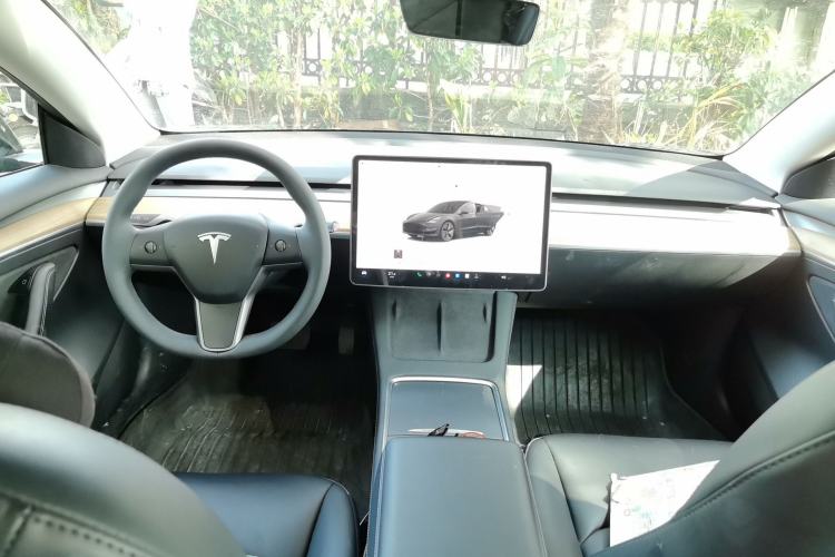 Used Tesla Model 3 2022 Rear-Wheel-Drive Version
