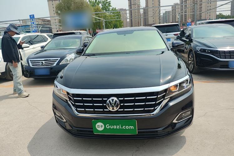 Used Volkswagen Passat 2019 280TSI Business Edition China VI Front