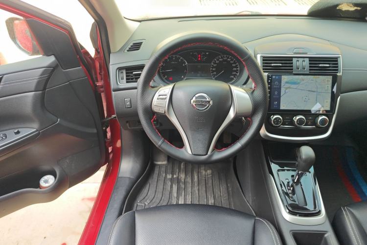 Used Nissan Tiida 2016 1.6L CVT Cool Dynamic Edition