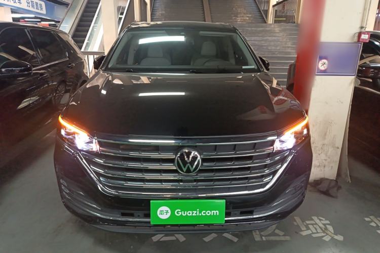 Used Volkswagen Viloran 2024 380TSI Premium Edition Front