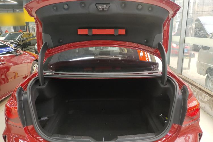 Used BMW 1 Series 2019 118i M Sport Package Trunk