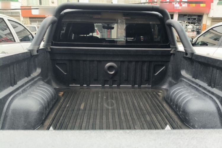 Used Great Wall Poer 2023 2.0T Commercial Version Manual Diesel 4x4 Elite Long-Box GW4D20M Trunk