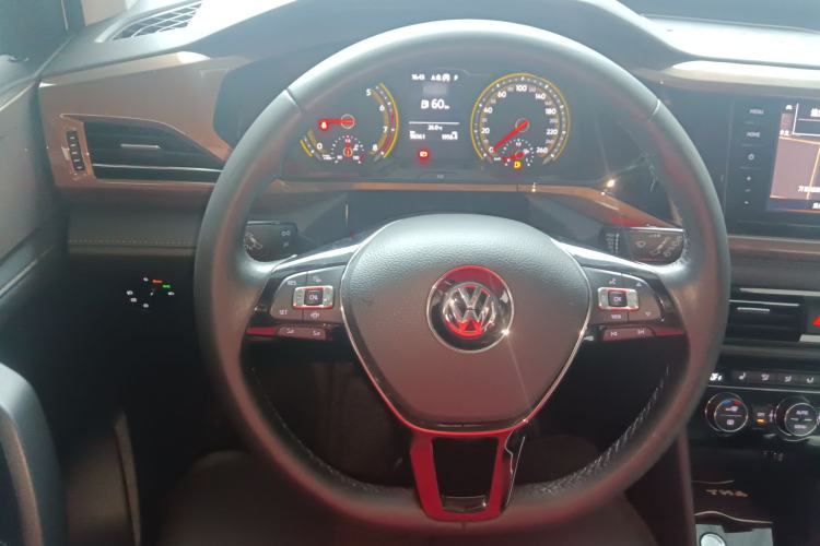 Used Volkswagen Tharu 2020 280TSI Two-Wheel Drive Luxury Plus Version China VI Standard Steering Wheel