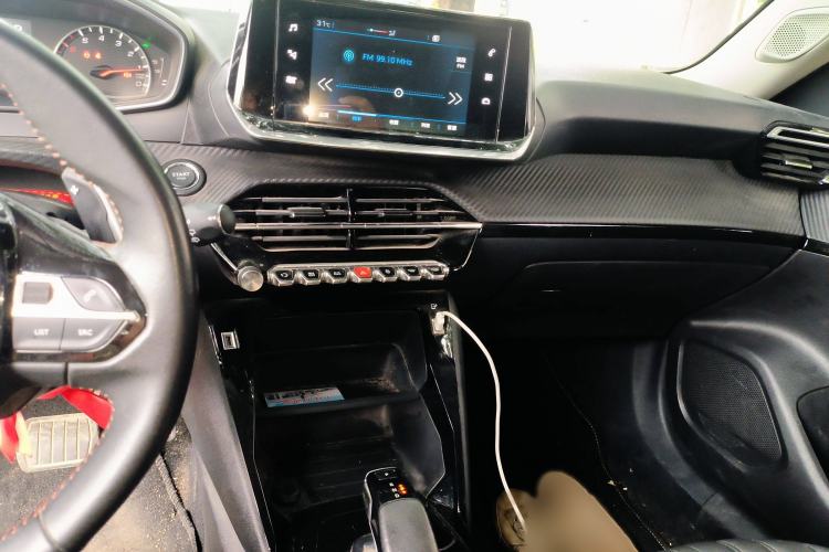 Used Peugeot 2008 2022 230THP THE ONE Audio And AC Panel