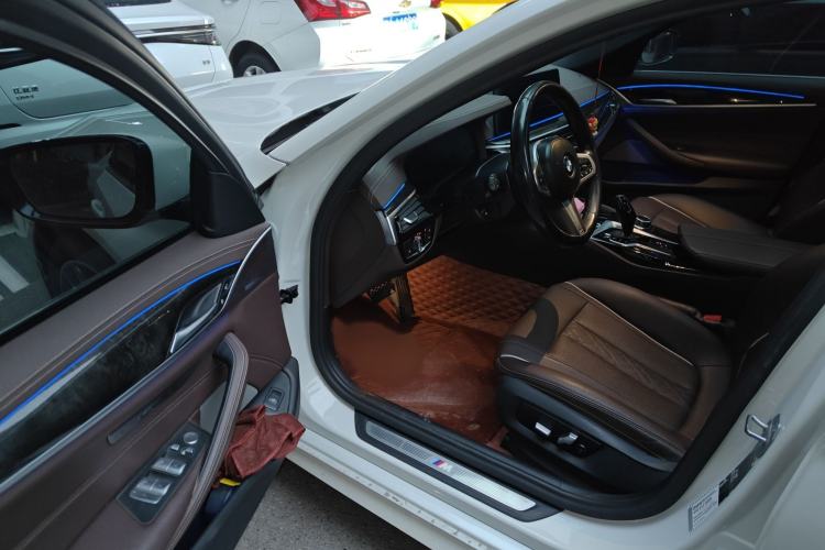 Used BMW 5 Series 2022 Restyled 525Li M Sport Package
