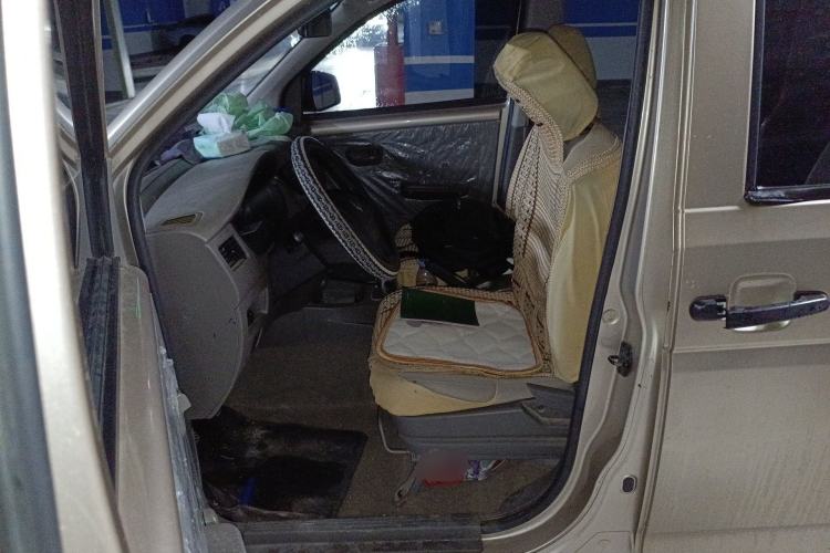 Used Wuling Rongguang V 2018 1.5L Practical Version Left Front Seat