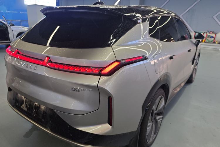 Used Lynk & Co 08 EM-P 2023 220 km Limited-Time Edition