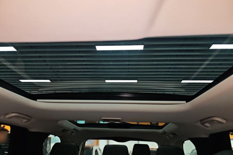 Used Land Rover Discovery 2018 3.0 SC V6 SE Headliner