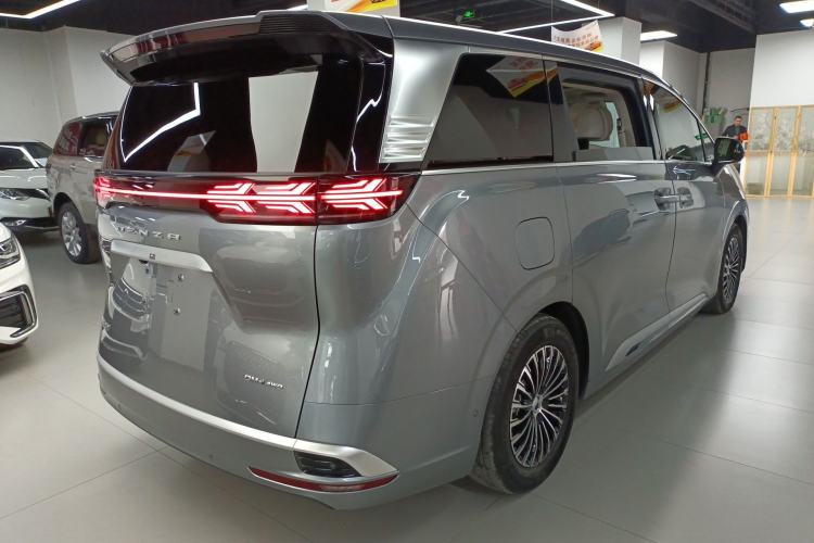 Used Denza D9 2022 DM-i 970 Four-Wheel Drive Flagship Model