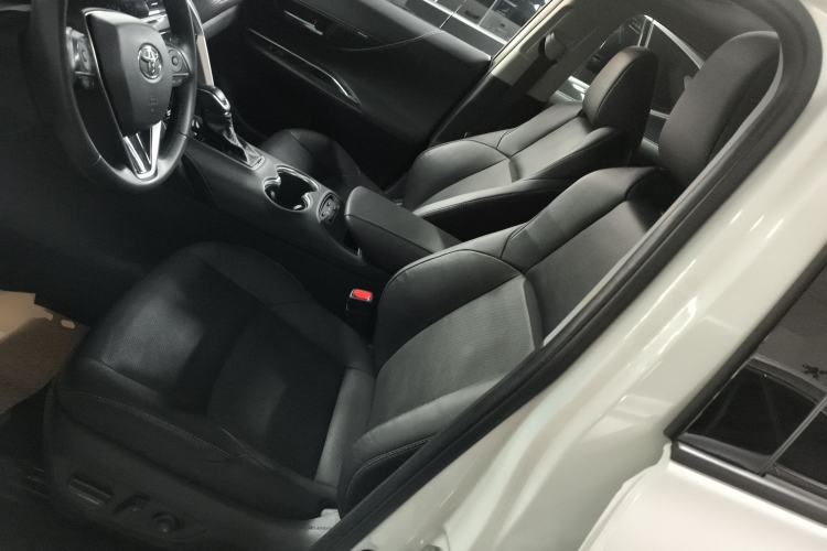 Used Toyota Venza 2023 2.0L CVT Two-Wheel Drive Prestige Version