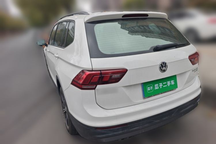 Used Volkswagen Tiguan L 2020 330TSI Automatic Two-Wheel Drive Luxury Edition China VI Standard
