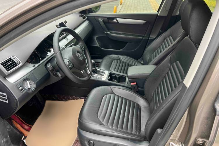 Used Volkswagen Magotan 2016 1.8TSI Smart Comfort Model Interior 1