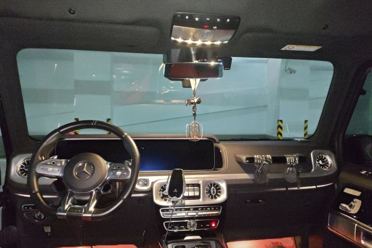 Used Mercedes-Benz G-Class AMG 2020 AMG G 63 Center Console