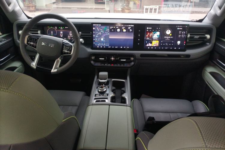 Used BAIC Off-Road BJ40 Electric Drive 2025 Advanced Edition