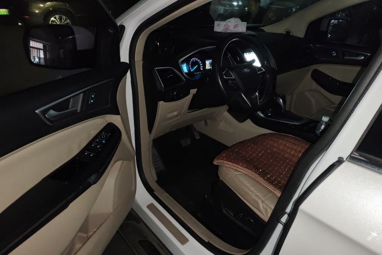 Used Ford Edge 2016 EcoBoost 245 Two-Wheel-Drive Titanium 7-Seater