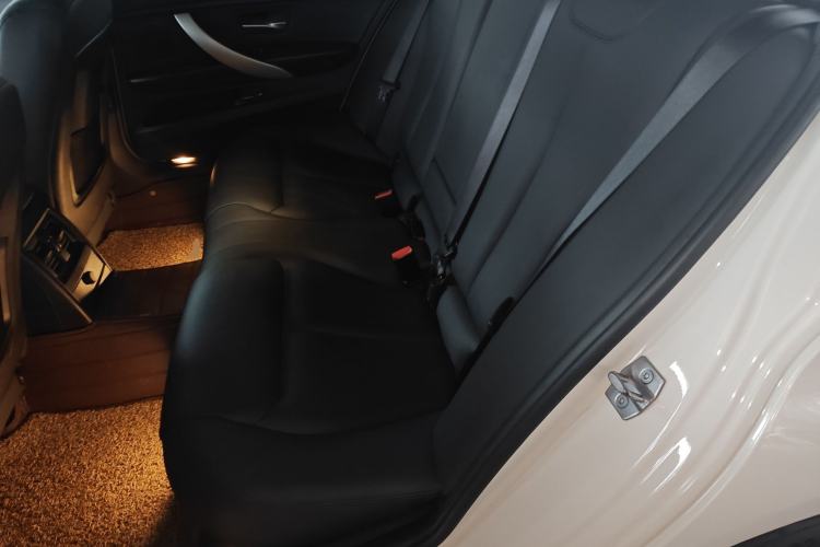 Used BMW 3 Series 2015 320Li Luxury Edition Fashion Model
