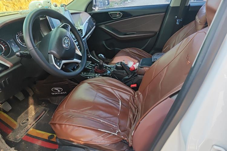 Used Soueast A5 Wing Dance 2019 1.5L Manual Luxury Edition China V Standard