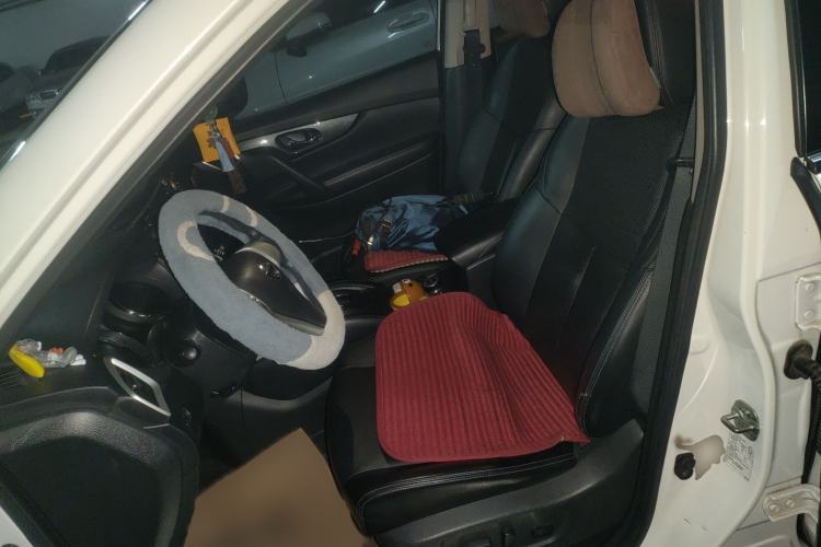 Used Nissan X-Trail 2014 2.5L CVT Luxury Edition 4WD
