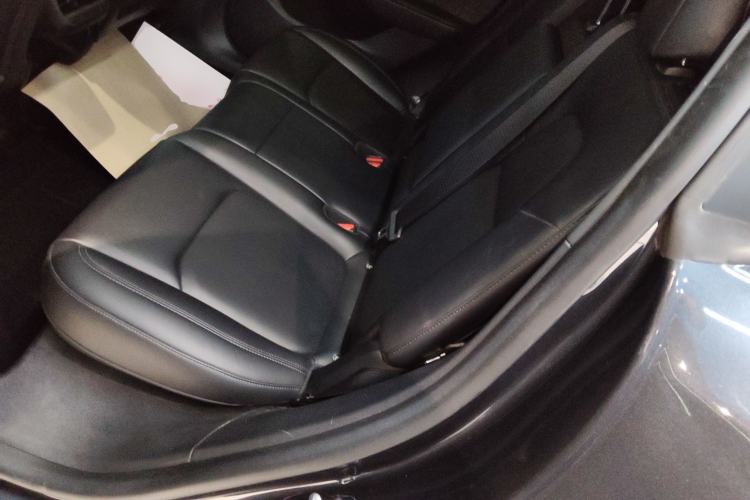 Used Tesla Model Y 2024 Rear-Wheel-Drive Version
