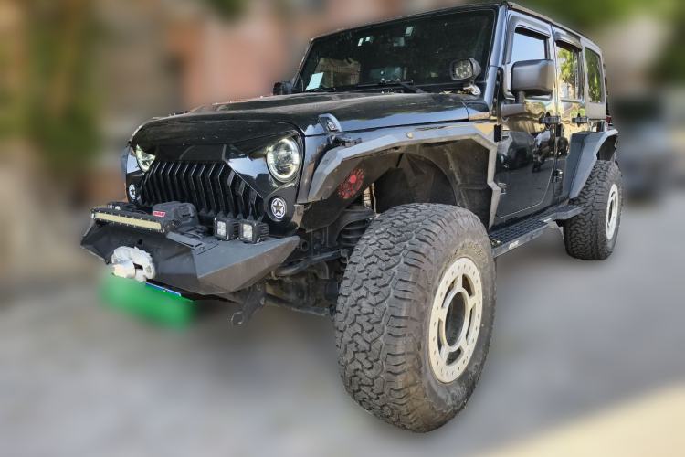 Used Jeep Wrangler 2015 3.0L Sahara Four-Door Edition