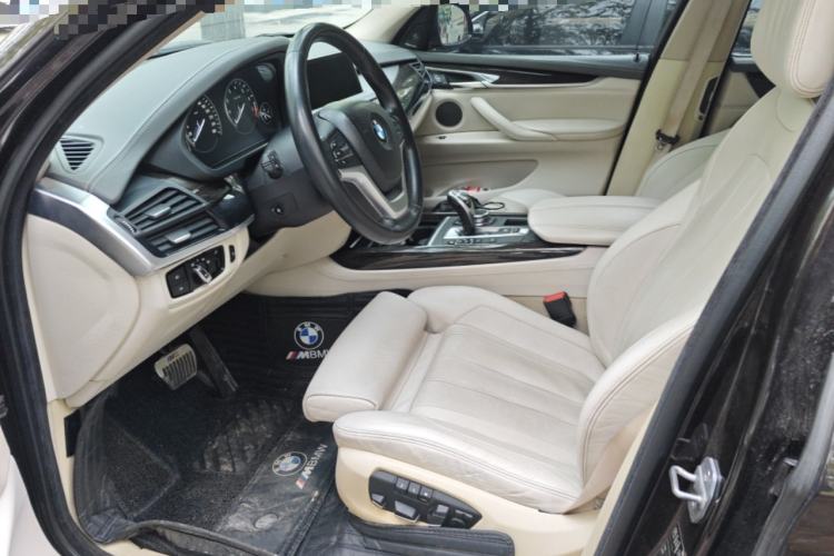 Used BMW X5 2014 xDrive35i Luxury Edition Left Front Seat