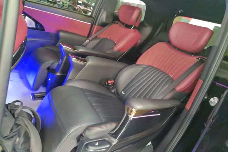 Used GAC Trumpchi M8 2023 Zongshi Series Dual-Motor Supreme Edition