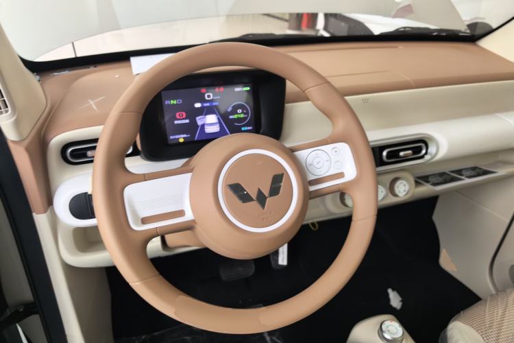 Used Wuling Hongguang MINIEV 2024 3rd Generation 215km Youth Edition
