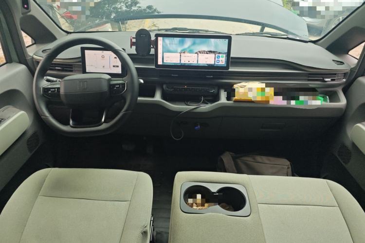 Used Farizon Xingxiang V 2025 Star Enjoy V7E Functional Edition Smart Luxury Edition Xuanwu 51.4 kWh Center Console