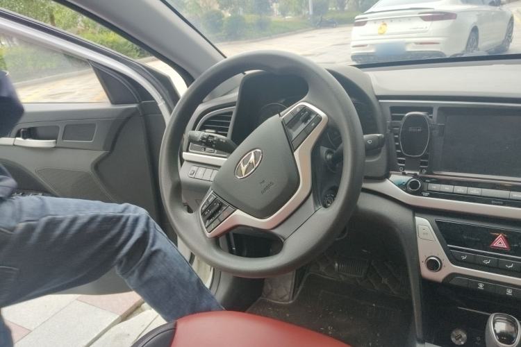 Used Hyundai Elantra (6th Generation / Lingdong) 2016 1.6L Automatic ZhiXuan – Elite Version
