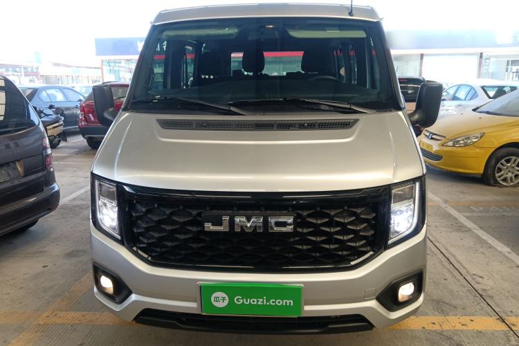 Used JMC Fushun 2023 2.0T Manual Short Wheelbase Low-Roof Commercial Multi-Purpose Passenger Vehicle 6 Seats with Lift-Up Tailgate
