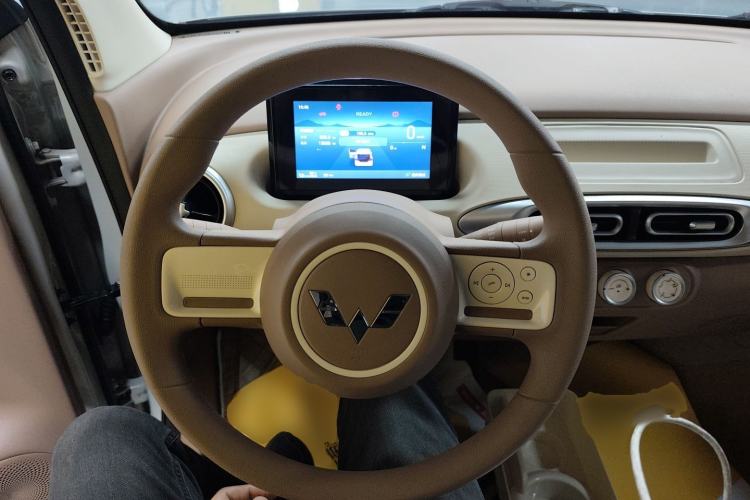 Used Wuling Hongguang MINIEV 2025 Four-Door Version Advanced Edition
