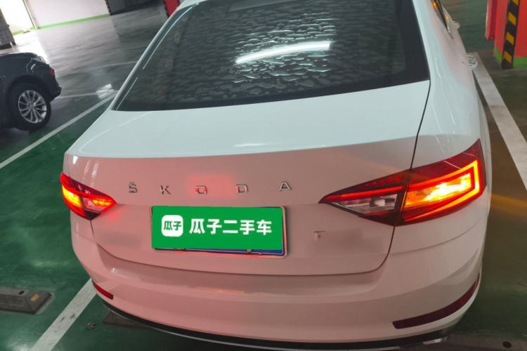 Used Skoda Octavia 2019 1.5L Automatic Smart Drive Luxury Edition China V Standard