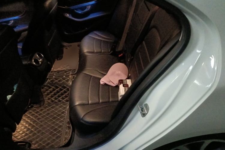 Used Mercedes-Benz C-Class 2015 Revised C 200 L Sport Edition Left Rear Seat