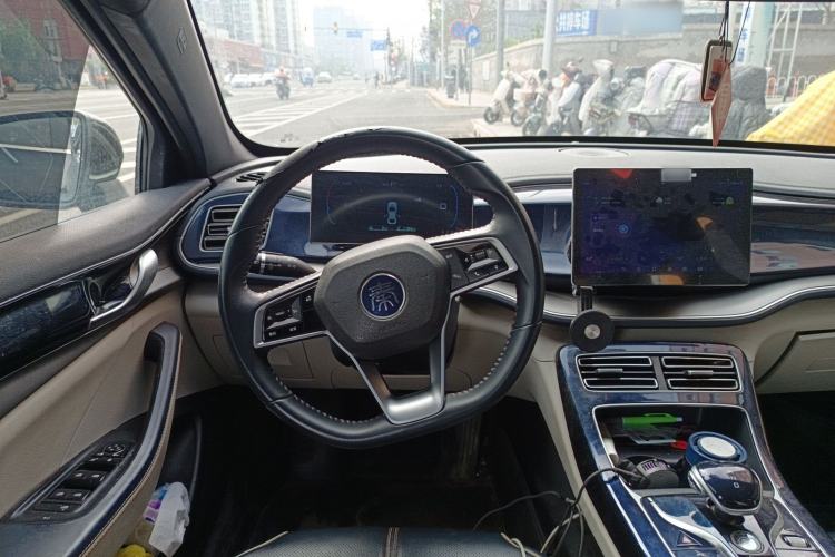 Used BYD Qin PLUS 2023 Champion Edition DM-i 120KM Leading Model
