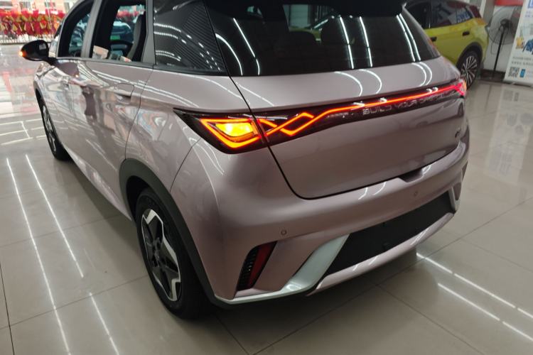 Used BYD Dolphin 2021 405 km Fashion Edition