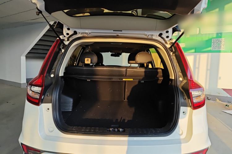 Used Geely Auto Vision X6 2019 1.4T Manual 4G Connect Luxury Model China VI Standard
