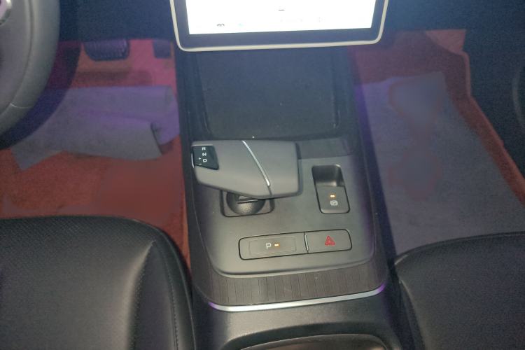 Used CHANGAN Eado DD 2023 Blue Whale NE 1.5T GDI DCT Luxury Edition Gear Lever