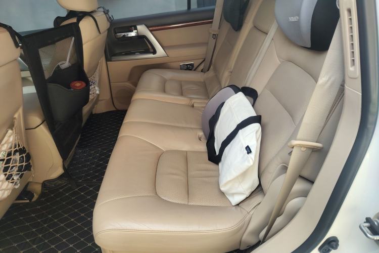 Used Toyota Land Cruiser 2012 4.0L Automatic VX