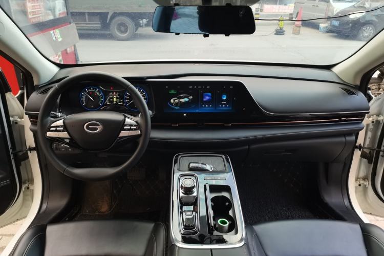 Used AION S 2023 Meizu 580 Lithium Iron Phosphate Center Console